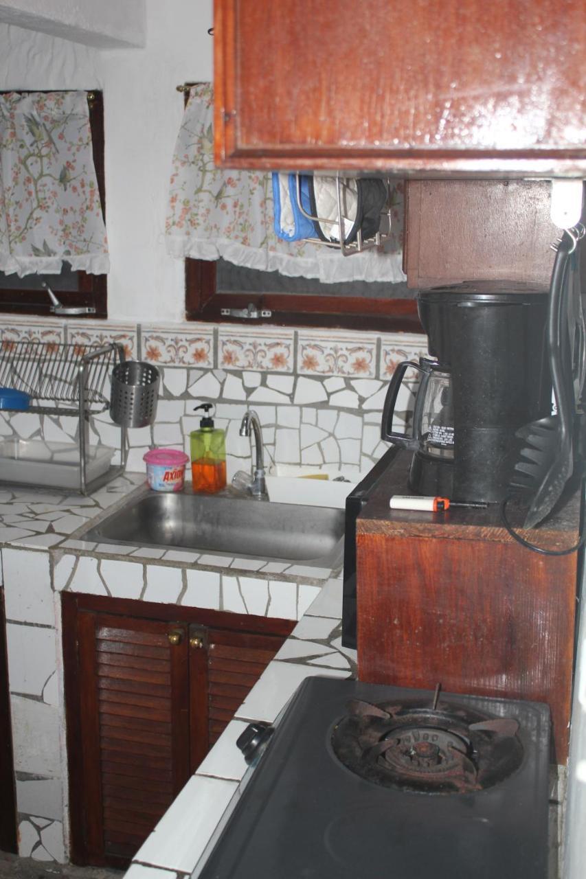 Aramos Lodge *